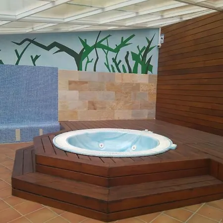 Vistas Al Mar Con Terraza Y Piscina & Primera Linea