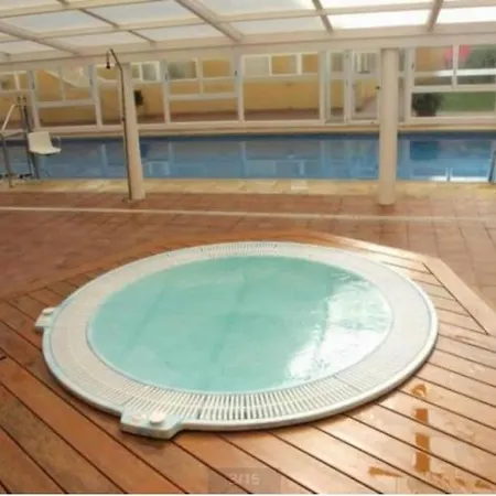 Vistas Al Mar Con Terraza Y Piscina & Primera Linea