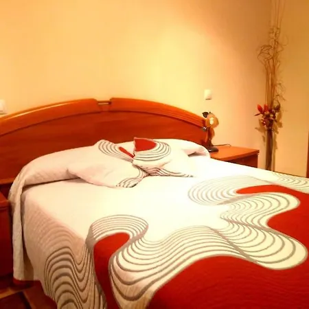 Vistas Al Mar Con Terraza Y Piscina & Primera Linea Foz