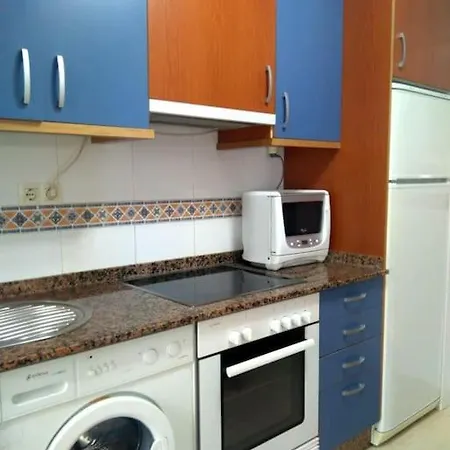 Vistas Al Mar Con Terraza Y Piscina & Primera Linea